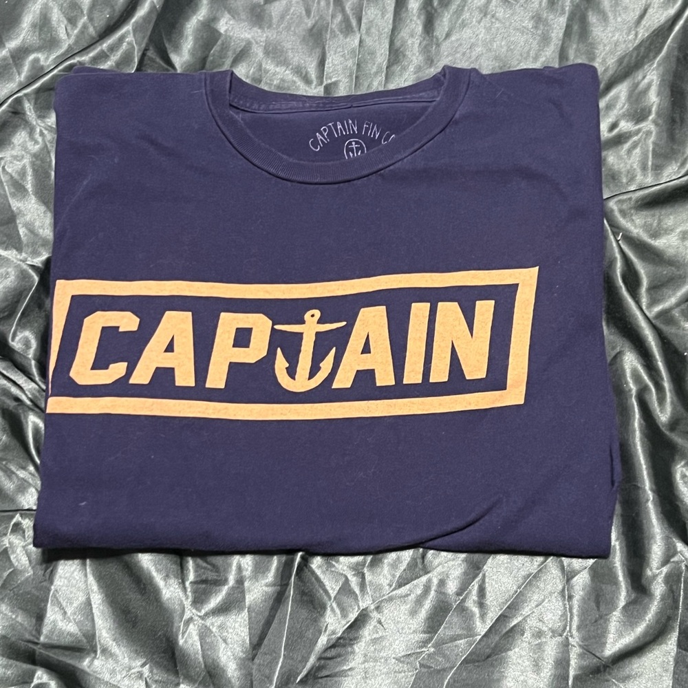 captain t-shirt